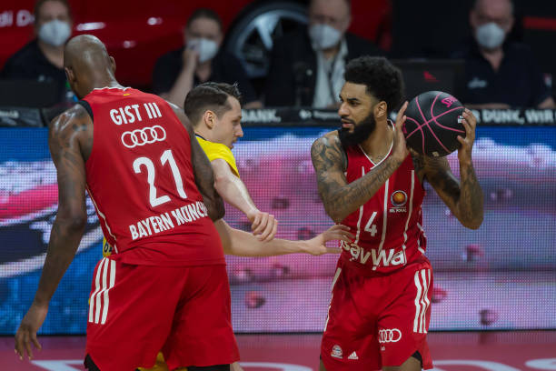 他帮助德国 他帮助德国