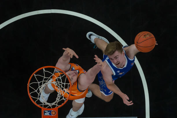 配度同样明 配度同样明